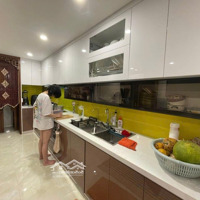 Cần Bán Nhà Mp Lạc Long Quân Quận Tây Hồ,Diện Tích35M X 5Tầng,Mặt Tiền4M, Gía 18 Tỷ Vỉa Hè Rộng, Kd Sầm Uất