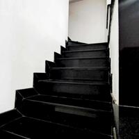 Bán Nhà Nguyễn Ảnh Thủ 68m2, 3 Tầng xe hơi ngủ trong nhà,30m, ra Nguyễn Ảnh Thủ