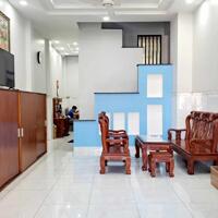 Bán Nhà Nguyễn Ảnh Thủ 68m2, 3 Tầng xe hơi ngủ trong nhà,30m, ra Nguyễn Ảnh Thủ