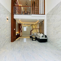 Gia Đình Đi Định Cư Bán Gấp Nhà Hùng Vương, P9, Q5. Giá Tl. 62M2. Hẻm Xe Hơi. 0765069021