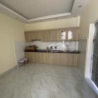 Bán Nhà Riêng Tại Đường Lĩnh Nam, Hoàng Mai, Hà Nội, 3,5 Tỷ, 40M2