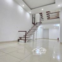 Cho Thuê Nhà Hoàng Quốc Việt,Diện Tích66M2, 5 Tầng,Mặt Tiền4M, Thông Sàn, Ô Tô Tránh