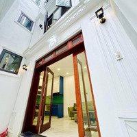 Cần Bán Gấp Nhà Văn Hội - Đức Thắng Nhà Mới Đẹp 33M-5 Tầng Full Nội Thất Chỉ 5,7Tỷ