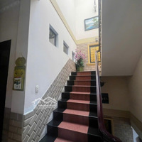 Bán Gấp Biệt Thựhẽm Xe Hơi 3 Phòng Ngủ 3 Vệ Sinh 125M2 Tại Phường 3, Phú Nhuận, Giá Bán 21,9 Tỷ Ngay Sát Pđl