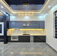 Chính Chủ Gửi Bán Nhà Mặt Ngõ Hồ Sen - Chợ Hàng - Hai Mặt Thoáng Trước Sau - Sân Cổng Riêng