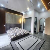 NHÀ GẦN CHỢ HOÀ XUÂN ĐÀ NẴNG, 3 TẦNG FULL NỘI THẤT, 100M2 CHỈ 5.4 TỶ. LH:0906428491