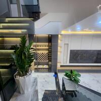 NHÀ GẦN CHỢ HOÀ XUÂN ĐÀ NẴNG, 3 TẦNG FULL NỘI THẤT, 100M2 CHỈ 5.4 TỶ. LH:0906428491