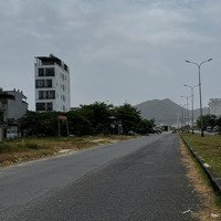 Bán Tòa Nhà Chdv Cách Biển 300M, Luôn Full Phòng, Sát Khu Du Lịch Mikazuki & Vin Làng Vân
