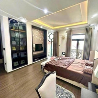 Có 102! La Thành,Ngõ Thông,2 Thoáng,Ô Tô Đỗ Cửa,Cách Phố 30M,Kinh Doanh,Mặt Tiền Rộng,Ở Ngay 39M 5T