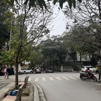 Cần Bán Lô 50M2 Đất Dịch Vụ Xa La - Hà Đông, Ngay Cạnh Chợ Xa La. 13,5 Tỷ