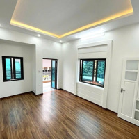 Nhà 5Tx32M2 Ôtô Đậu Cách 15M,100M Ra Trường Học Đồng Mai,Gần Ql6,Bến Xe Yên Nghĩa 3Km Chỉ 3,18 Tỷ