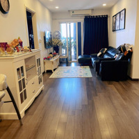 Chính Chủ Bán Gấp Căn 3Ngủ 2 Vệ Sinh108M2 View Thoáng Mát Chung Cư Hoà Bình Green Giá Cực Rẻ