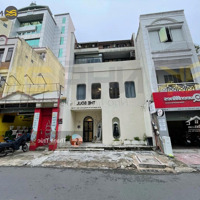 Nguyên Căn Mặt Tiền Phạm Viết Chánh, P Nguyễn Cư Trinh, Quận 1 - Diện Tích: 8X20M Liên Hệ: 0931116390