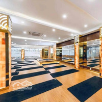 Tòa Nhà Cho Thuêmặt Tiềnthăng Long, P4. Dt: 15X20M. 1 Hầm 5 Tầng. Giá 100 Triệu/Tháng.