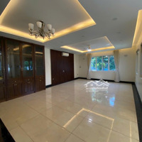 Bán Nhà Biệt Thự Gadenhome, Đường Số 3,Phường Hiệp Bình Phước . Diện Tích: 379M2,Trệt, Lầu, 1 Áp Mái
