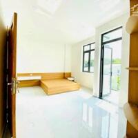 BÁN CĂN NHÀ BIỆT THỰ MINI GẦN NGAY CÂY XĂNG BÌNH HÒA. GIAP CỔNG CHÀO BỬU LONG