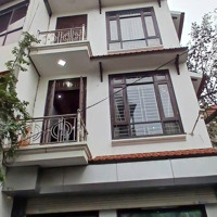 Bán Nhà Phân Lô Mạc Thái Tổ, 55M2, 5 Tầng, Ô Tô Tránh, Vỉa Hè, Ở Yên Tĩnh Cực Sướng Hoặc Làm Vp