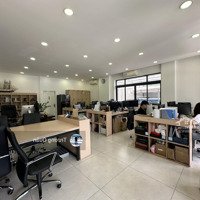 Cho Thuê Văn Phòng Trệt 9*20M Kđt Vạn Phúc Đầy Đủ Nội Thất,Thang Máy,Lối Đi Riêng View Công Viên.