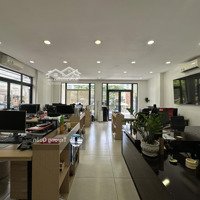 Cho Thuê Văn Phòng Trệt 9*20M Kđt Vạn Phúc Đầy Đủ Nội Thất,Thang Máy,Lối Đi Riêng View Công Viên.