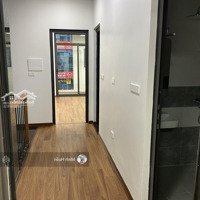 Cho Thuê Nhà Khuất Duy Tiến Thanh Xuândiện Tích45Mx 5T Full Nội Thất 3 Phòng Ngủkhép Kín Giá 14 Triệu