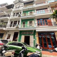 Bán Nhà Phân Lô 54M2, Phân Lô Ô Tô Tránh, Vỉa Hè 2 Bên Trung Tâm Đống Đa