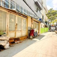 Hàng Mớihẽm Xe Hơisau Căn Mặt Tiền Nguyễn Xí Bình Thạnh. Dt. 6.5*8. Thu Nhập 20 Tr / Tháng Giá Bán 6.6 Tỷ Tl