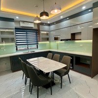 Nhà Mới Nguyên Tem Mặt Ng.õ An Dương Vương_Tây Hồ- Ô Tô Đỗ Cửa- Thang Máy Nhập Khẩu Xịn Xò.