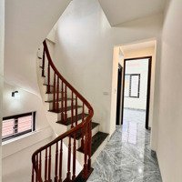 Nhà Riêng 3 Tầng 42M2 Giá Chỉ 2,85Tỷ - 1Km Ra Đường Đại Lộ Thăng Long, Ôtô Tới Nhà, 20P Đi Mỹ Đình