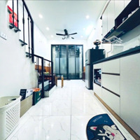 Cát Linh - Đống Đa - 24M2 - 6Tầng - Mt3.5M - 5Tỷ Hơn - Ngõ Nông, Xe Máy Tránh, 2Thoáng - Full Đồ.