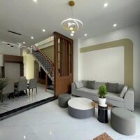 BÁN NHÀ CUỐI ĐƯỜNG ĐỒNG KHỞI,GẦN NGÃ 4 TÂN PHONG,SỔ RIÊNG THỔ CƯ