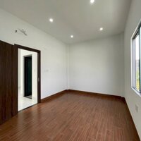 BÁN NHÀ CUỐI ĐƯỜNG ĐỒNG KHỞI,GẦN NGÃ 4 TÂN PHONG,SỔ RIÊNG THỔ CƯ