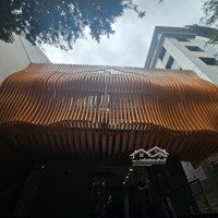 Nhà Mặt Tiền Đường Tôn Thất Tùng, Ngay Gần Sương Nguyệt Ánh, Quận 1