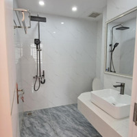 Bán Căn Hộ 3 Phòng Ngủ 2 Vệ Sinh 130M2 Giá Ưu Đãi 7,78 Tỷ Tại Hoàng Đạo Thúy, Trung Hòa, Cầu Giấy, Hà Nội