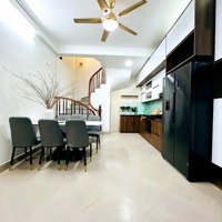 Nguyễn Văn Trỗi, Nhà Đẹp, 6 Tầng, Đủ Nội Thất, Không Quy Hoạch, Chỉ Việc Ở