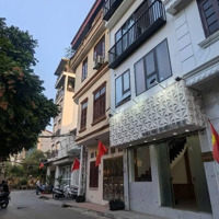 Cho Thuê Nhà Mặt Phố Cù Chính Lan 25M2 6 Tầng Mặt Tiền 4.5M Chỉ 15 Triệu/Tháng.