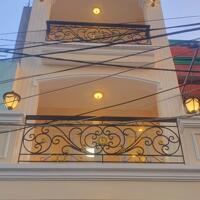 Top nhà xinh rẻ 3.5 x 21m 1 trệt 2 lầu Cần Giuộc Q8 TP.HCM