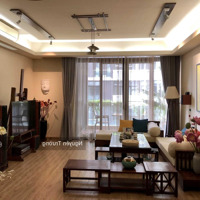 Nhà Mình Bán Căn Hộ 191M2, Full Đồ Đẹp, 4 Phòng Ngủ, Chung Cư Dolphin Plaza. Giá Bán 9.9 Tỷ