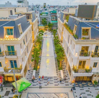 Bán Căn Shophuose 2 Mặt Tiền Đường Nguyễn Lộ Trạch ! Vị Trí Đẹp !