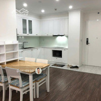 Bán Căn 2 Ngủ Full Đồ - Ban Công Đông Nam View Sông + Cầu Nhật Tân - Giá Bán 5,5 Tỷ Sổ Đỏ Sang Tên