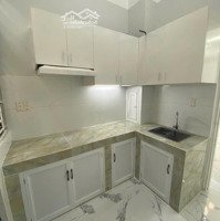 Cần Bán Chung Cư Phú Thọ, Diện Tích: 65M2. Căn Hộ Nằm Ở Tầng 8, Giá: 3,2 Tỷ Tl