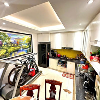 Chính Chủ Nhờ Bán Nhà Đẹp Dân Xây, Mặt Ngõ Phố Trần Đại Nghĩa, Hai Bà Trưng,Diện Tích48M2, Chỉ 8.25 Tỷ