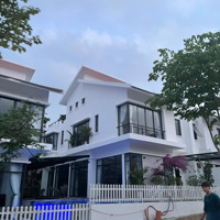 Bán Biệt Thự Xanh Villas Gần Suối 300M2 Sổ Đỏ Giá Chỉ 20 Tỷ, Xây Dựng Sẵn 3 Tầng.