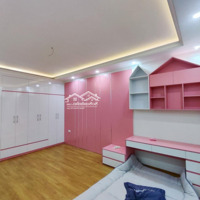 Nhà Cực Đẹp - Ô Tô Nhỏ Vào Gần Nhà - Tặng 90% Nội Thất 37M Mặt Tiền 3,8M Giá Bán 8,2 Tỷ