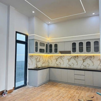 3.7 Tỷ 32M2 - Hẻm Ba Gác Thông Sạch Sẽ - Nhà 2 Tầng Full Nội Thất - Quang Trung , Gò Vấp Ở Ngay.