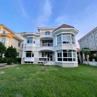 Bán Biệt Thự Chateau Phú Mỹ Hưng, P.tân Phú, Q.7, Hcm, 320 Tỷ, 579.8M2