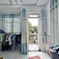 Ra Căn Nhà Gần Khu Công Nghiệp Lê Minh Xuân