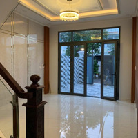 Gấp! Chủ Nhà Gửi Bán Nhà Gần Chợ Bình Chánh. 1 Trệt 1 Lầu - 3 Phòng Ngủ- 3 Vệ Sinh Shr