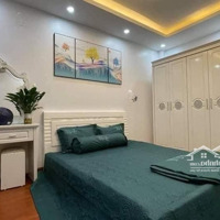 Cho Thuê Nhà Full Nội Thất 4 Phòng Ngủtại 241 Xã Đàn, Đđ Gần Hồ Ba Mẫu Diện Tích 50M, 4 Tầng Giá Chỉ 16 Triệu