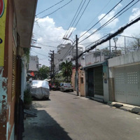 Nhà Giáp Hẻm Xe Tải 64M2 - Ngang Hơn 4M Nở Hậu