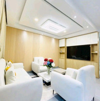 Vợ Chồng Tôi Cần Bán Căn Nhà Cho Thuê 23 Triệu, Giá Bán 3Tỷ320/75,8M2. Đ.trần Huy Liệu - P.12 - Phú Nhuận